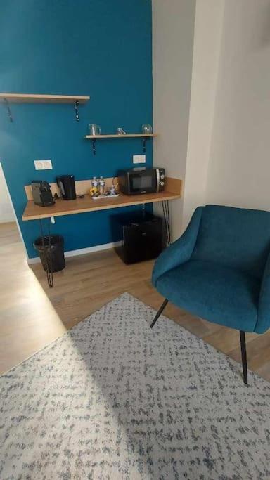 Mister Hinster - Studio Tout Confort Centre Ville Nogent-Le-Rotrou - 1E Etage Luaran gambar
